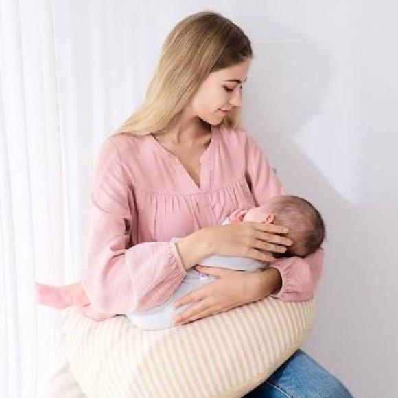 Mamaway Pregnancy Pillow for Sleeping / Nursing Pillow for Pregnancy - Picture 4 of 10